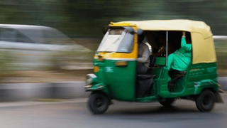 Viral Video: Auto Rickshaw Rams Multiple Commuters After Driver Falls Down From Vehicle